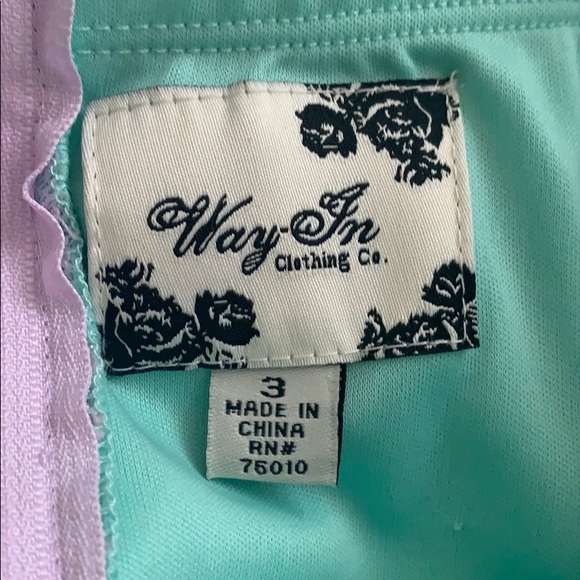 Dress - Picture 6 of 8